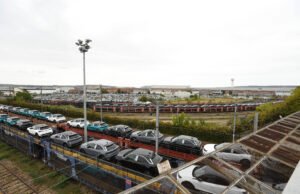 sebuah laporan senator menyoroti dukungan pemerintah yang “tidak tepat sasaran dan tidak terkontrol” dalam menghadapi kemerosotan Perancis