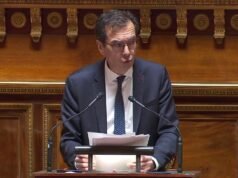 lampu hijau dari Senat untuk memperpendek durasi kompensasi bagi pencari kerja setelah pemecatan konvensional