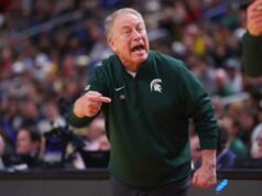 Tom Izzo dari Michigan State mengatakan dia melakukan diskusi serius tahun lalu tentang melatih Phoenix Suns dari NBA