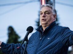 Viktor Orbán mempertaruhkan masa depan politiknya dan memimpin kampanye anti-Ukraina