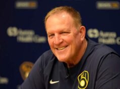 The Brewers mewarisi “Rally Turtle” setelah manajer Pat Murphy mengetahui dalam sebuah wawancara televisi bahwa dia tidak diperbolehkan makan pancake