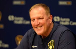 The Brewers mewarisi “Rally Turtle” setelah manajer Pat Murphy mengetahui dalam sebuah wawancara televisi bahwa dia tidak diperbolehkan makan pancake