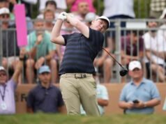 MacIntyre memimpin saat Texas Open yang tertunda karena badai menuju finis maraton