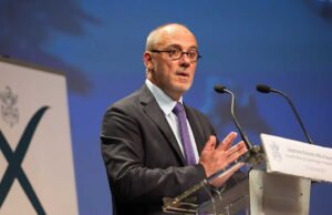 Sepak Bola: Stéphane Richard, mantan CEO Orange, menunjuk presiden OM untuk menyelamatkan klub di tengah krisis keuangan