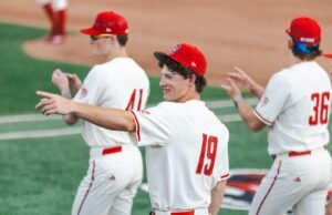 NC State Run-Rules Duke mengamankan kemenangan dalam seri ini