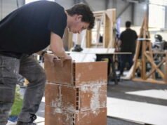 Sistem pemagangan tidak ditujukan pada cukup banyak generasi muda yang benar-benar membutuhkannya