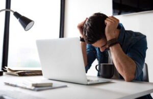 Apa itu ‘Brownout’, kejahatan tak kasat mata yang menyebabkan 28% karyawan Perancis mengundurkan diri?