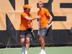 Vol menjatuhkan final musim ke #12 Gamecocks, 4-0