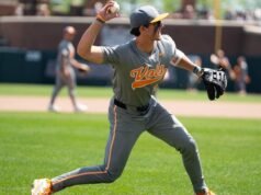 Vols menyelesaikan sapuan Bulldog No. 8/9 dengan kemenangan 7-2