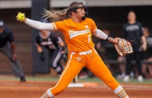 #9 Tennessee mengamankan kemenangan seri atas Kentucky