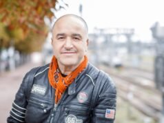 Tayang perdana malam bersama Abdelwaheb Sefsaf