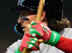 Jarren Duran membuat gerakan tidak senonoh kepada penggemar di Minnesota dan mengatakan bahwa penggemar tersebut menyuruhnya untuk bunuh diri