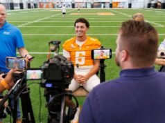 Karyawan Tennessee Football Communications menerima penghargaan Super 11 untuk tahun kedua berturut-turut