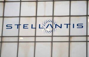 Stellantis akan menghentikan produksi mobil di Poissy setelah tahun 2028, 1,000 pekerjaan akan dipertahankan