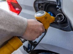 di mana bahan bakar termurah di dekat Anda?