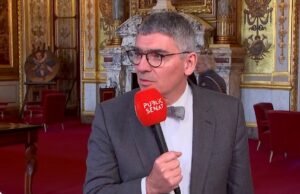 “Saya merasa jika orang-orang ini mengambil alih kekuasaan, saya, seperti beberapa leluhur saya, bisa berakhir di kamp,” jelas Pierre Ouzoulas.