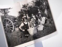 Hari raya Alexandra Tobelaim