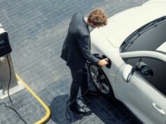 Mobil listrik: pemerintah ingin meningkatkan jumlah stasiun pengisian daya di sepanjang jalan raya sebanyak lima kali lipat pada tahun 2035