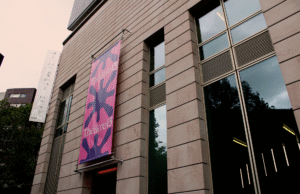 Prix du Théâtre 13, pembela jumlah pemilih yang bersejarah, belum berumur sedetik pun