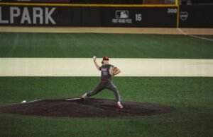 NC State jatuh ke tangan Wake Forest di seri pembuka