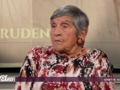 “Ini pertama kalinya saya melihat orang menjadi algojo” Ginette Kolinka, seorang penyintas kamp Auschwitz-Birkenau yang berusia seratus tahun.