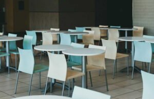 Makanan 1 euro untuk semua siswa akan segera tersedia