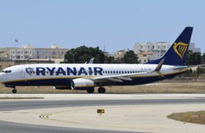 Penumpang Ryanair harus melakukan check-in lebih awal… dengan risiko mereka tidak dapat lagi naik pesawat sejak tanggal tersebut