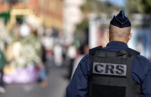 Alpes-Maritim. Video seorang pemuda dipukuli: dua tersangka CRS melakukan kekerasan berat dan pencurian dalam tahanan polisi