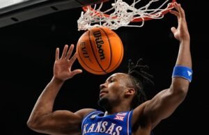 Mahasiswa baru asal Kansas, Darryn Peterson, mendeklarasikan diri untuk draft NBA dan dianggap sebagai pilihan tiga besar