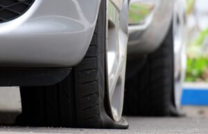 lebih dari 70 mobil dengan ban kempes dalam satu malam