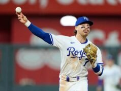 The Royals sedang membangun stadion bisbol senilai $1,9 miliar di Crown Center sebagai bagian dari proyek pembangunan kembali senilai $3 miliar di pusat kota KC