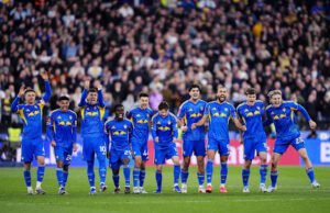 Leeds mengalahkan West Ham melalui adu penalti untuk mencapai semifinal Piala FA untuk pertama kalinya sejak 1987