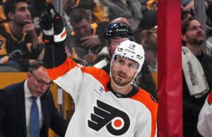 Vladar menghentikan 27 tembakan saat Flyers mengalahkan Penguins 3-0 untuk memimpin 2-0 di seri putaran pertama