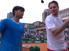Carlos Alcaraz segera meminta maaf kepada rivalnya setelah mengalahkannya di Monte Carlo Masters | Tenis | olahraga