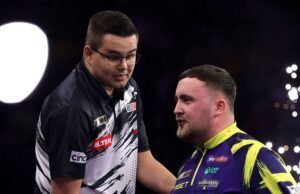 Luke Littler berbagi isyarat dengan pacarnya yang membuat Van Veen marah | Lainnya | olahraga