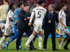 Jude Bellingham dengan keras menahan diri dari wasit saat Bayern vs Real berakhir kacau | Sepak Bola | olahraga