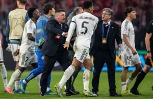 Jude Bellingham dengan keras menahan diri dari wasit saat Bayern vs Real berakhir kacau | Sepak Bola | olahraga