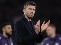 Man Utd didesak oleh dua mantan pemainnya untuk mengambil keputusan Michael Carrick | Sepak Bola | olahraga