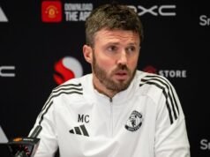 Lisandro Martinez mengunci hasil pembaruan dari bos Man Utd Michael Carrick | Sepak Bola | olahraga
