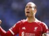 Virgil van Dijk mengirimkan pesan ganda kepada Liverpool dengan keputusan Mo Salah | Sepak Bola | olahraga