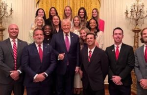 Foto Donald Trump dengan juara tenis wanita memicu reaksi balik | Tenis | olahraga