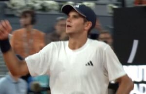 Bintang remaja Madrid Terbuka menimbulkan kegembiraan yang luar biasa, menjatuhkan peringkat 8 dunia dalam adegan yang menakjubkan | Tenis | olahraga