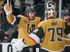 Golden Knights mengalahkan Mammoth 4-2 di Game 1, dengan Nic Dowd mencetak gol kemenangan
