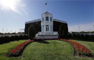 Renegade Todd Pletcher masuk ke dalam tiang No. 1 dan memimpin sebagai favorit Kentucky Derby