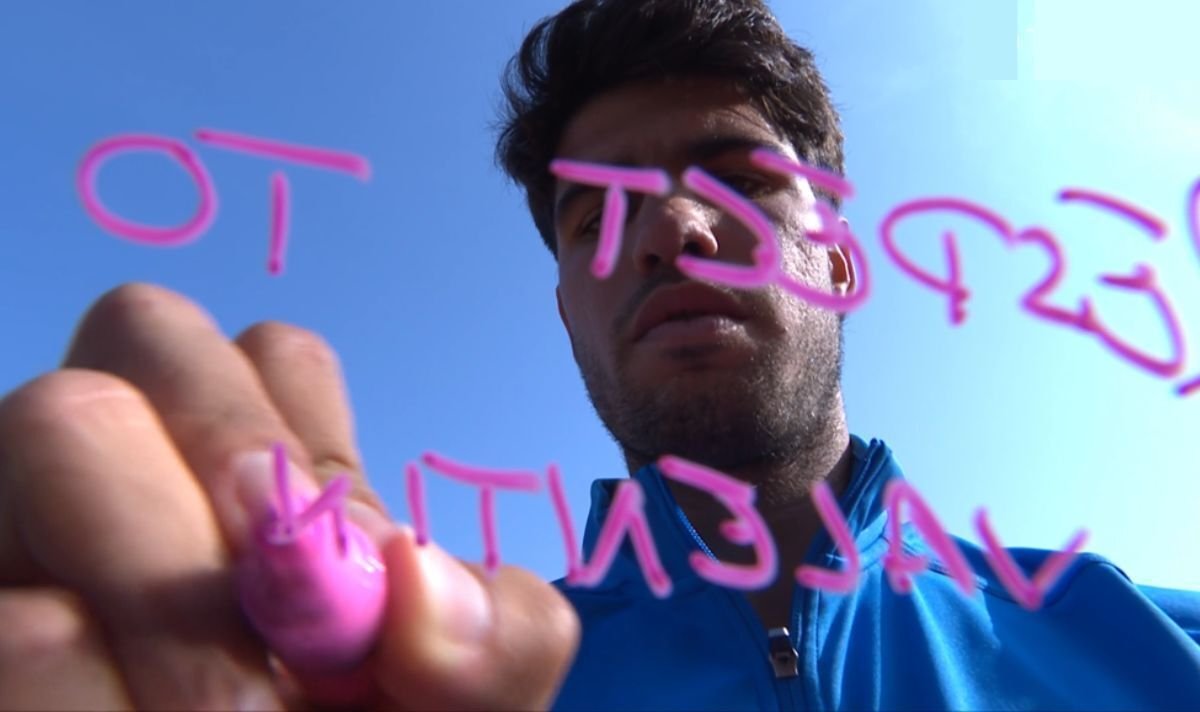 Pesan kamera dari Carlos Alcaraz