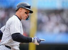 Home run 2 run Aaron Judge di inning pertama memberi Yankees keunggulan 8-2 atas Marlins di pertandingan pembuka kandang, awal 6-1
