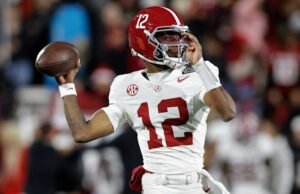 Pertandingan musim semi Alabama menawarkan gambaran sekilas tentang quarterback Tide berikutnya: Mack atau Russell