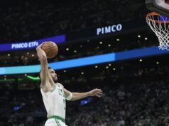 Jayson Tatum kembali dengan kuat ke babak playoff untuk Celtics, yang mengalahkan 76ers 123-91 di Game 1
