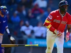 Angel Martinez melakukan grand slam dalam permainan terbaik dalam karirnya dan Guardians mengalahkan Royals 10-2