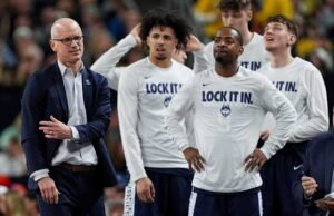 UConn memperlambat Michigan, tetapi permainan fisik tidak bisa mengimbangi tembakan buruk dalam perebutan gelar